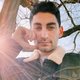 Head shot of Brendan Grant